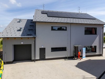Záchranáři v Jihočeském kraji otevřeli dvě nové moderní základny